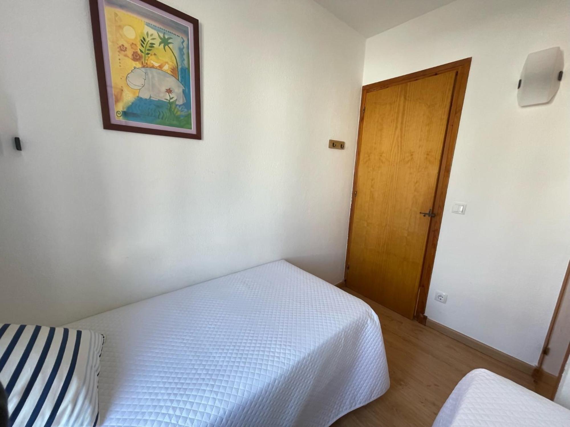 Mestral Apto En Planta Baja Con Piscina Arenal d'en Castell Exterior foto